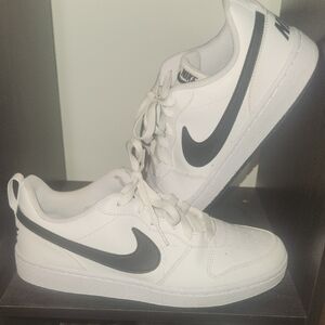 Nike Classic White and Black Sneakers